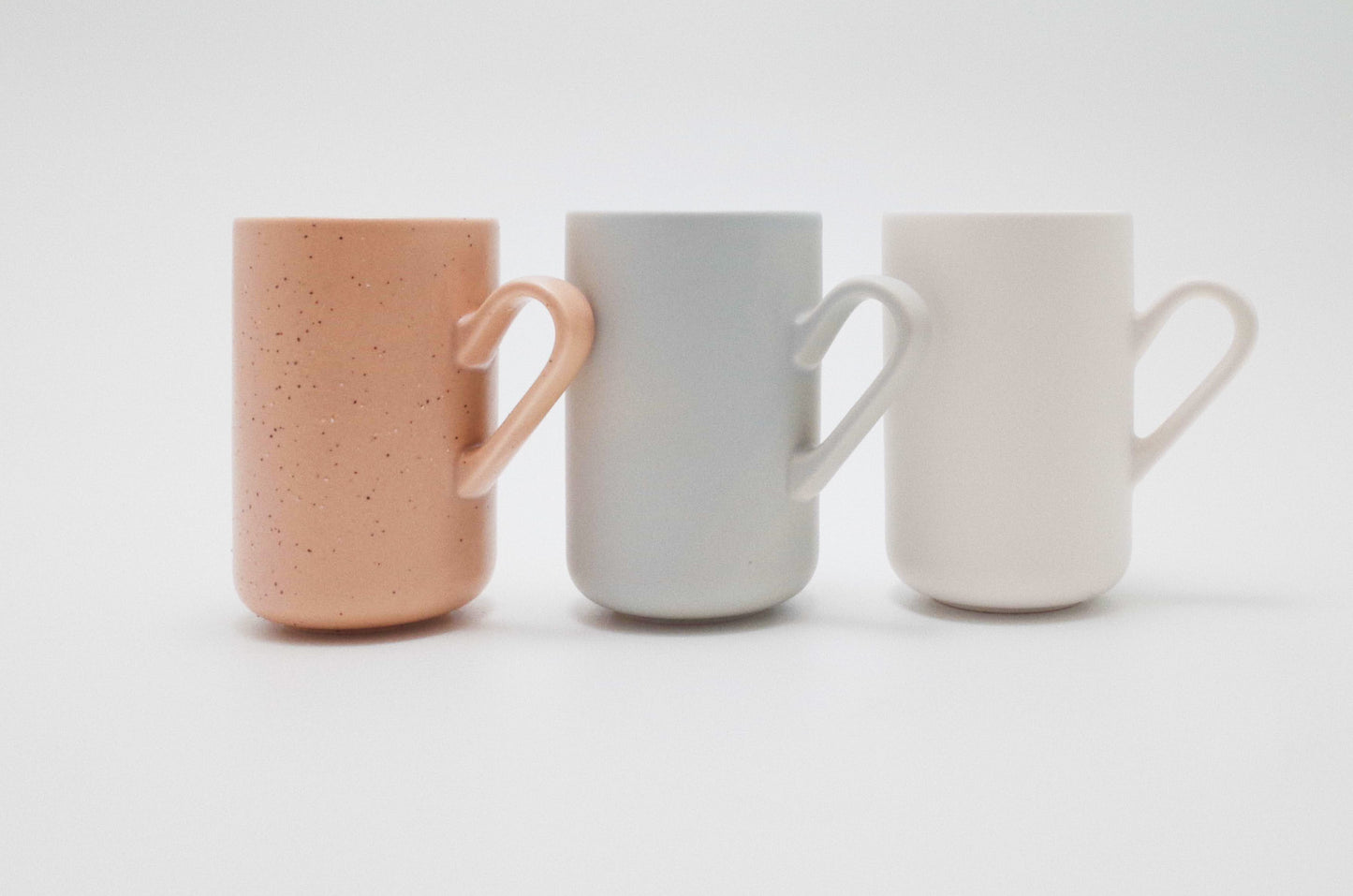 3RD CERAMICS TALL MUG ( Vage )