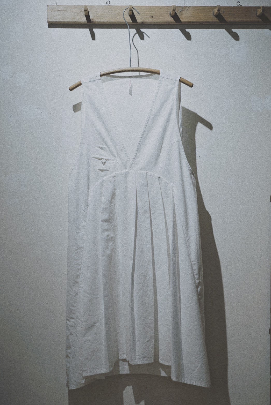 keramikaエプロンワンピース WHITE Design by AYAYAMANAKA