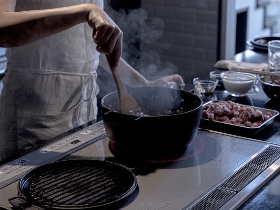 ovjectovject 鋳物ほうろう両手鍋深型 マットブラック