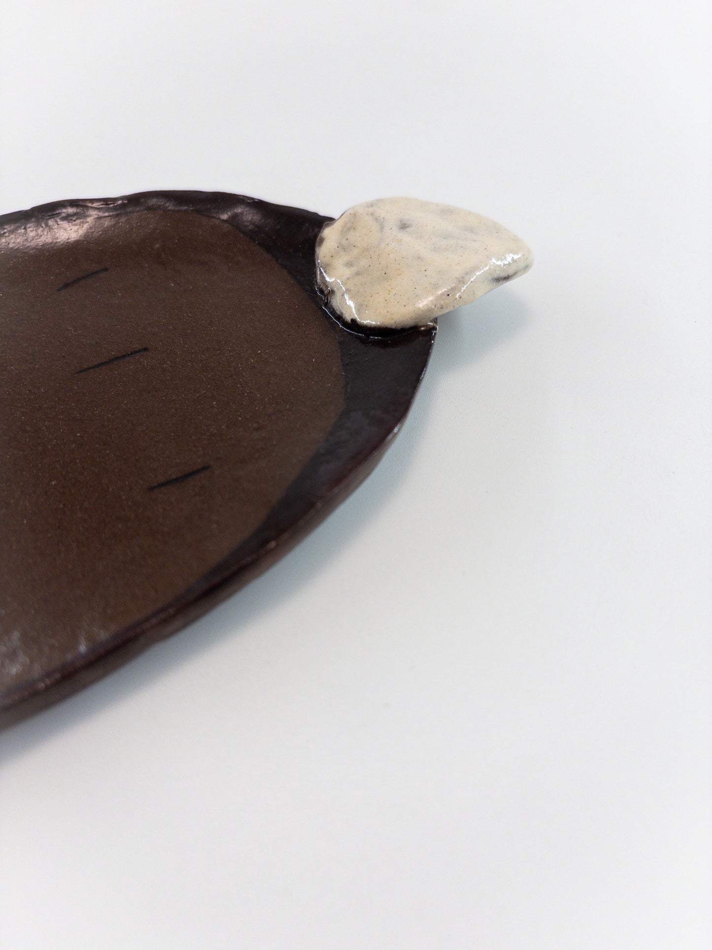 【追分めぐみ】 ぺたん皿　15