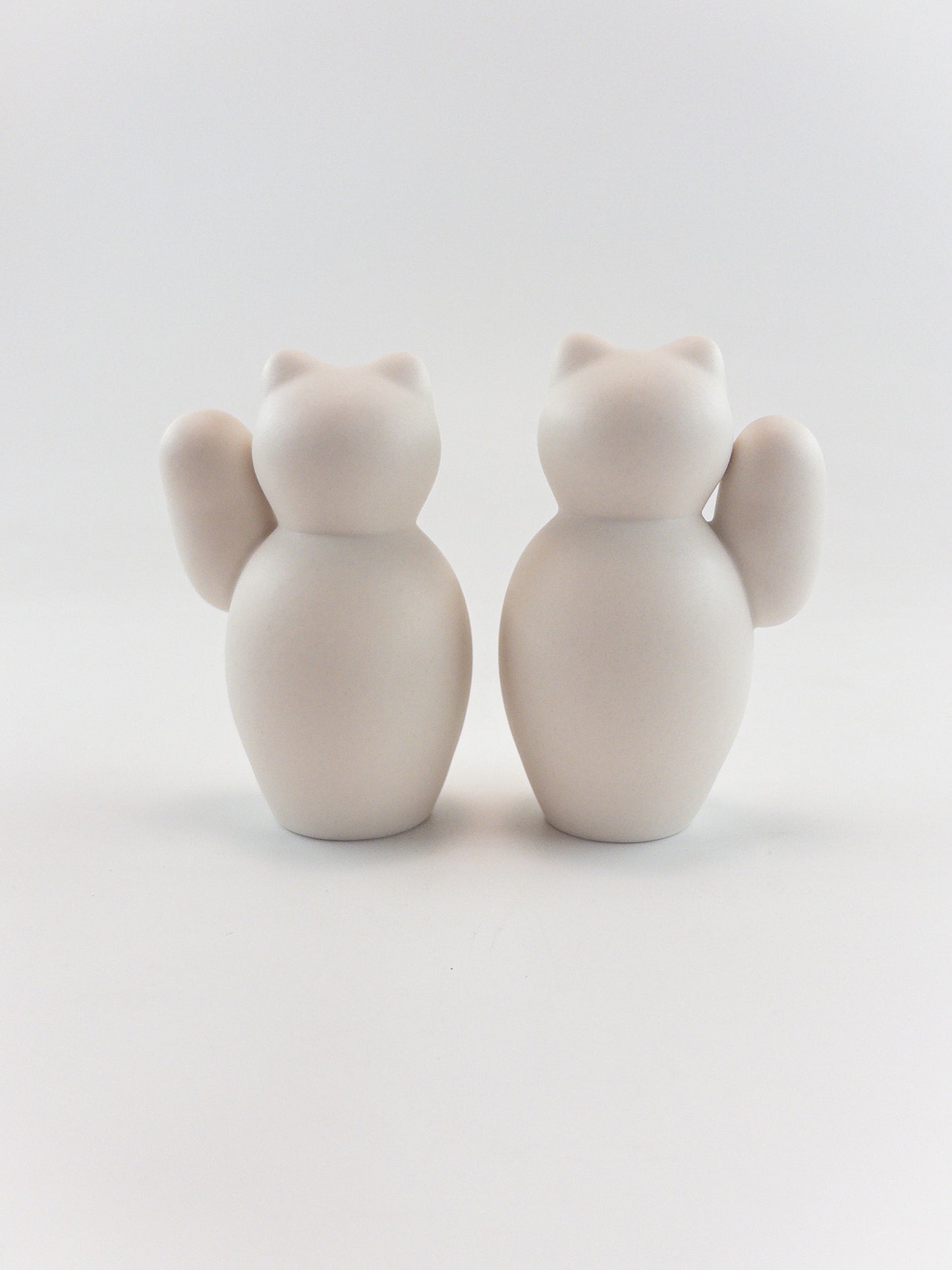 【菊池俊治】MANEKINEKO 白