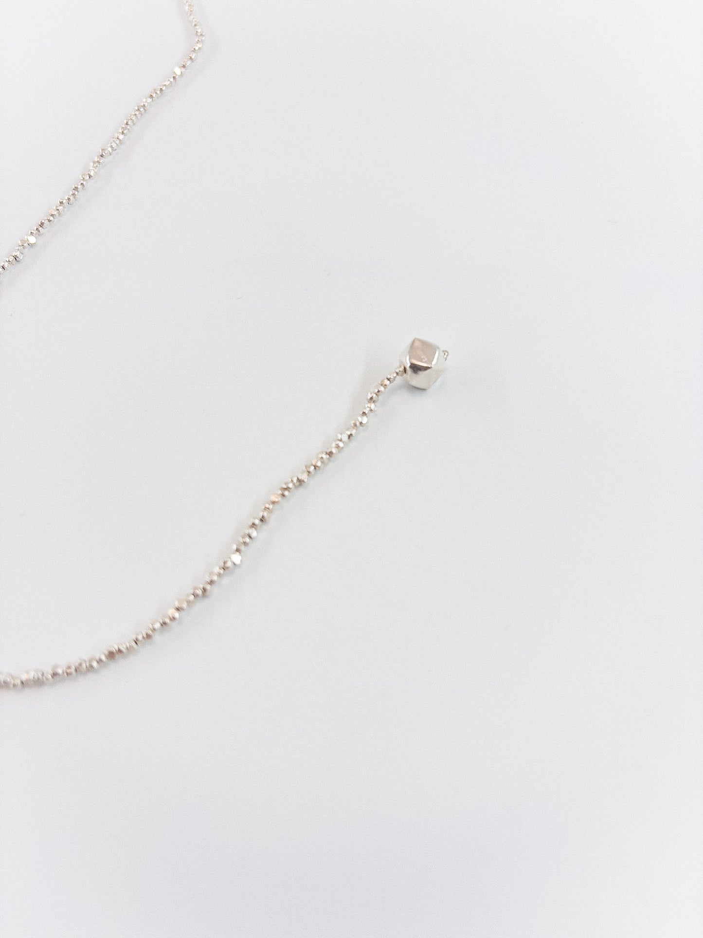 【accessories mau】極小カレンシルバービーズlongネックレス