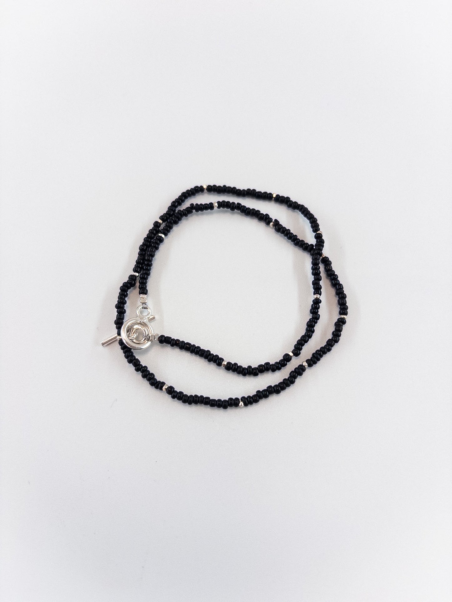 【accessories mau】ガラスビーズ&カレンシルバーネックレス　Black