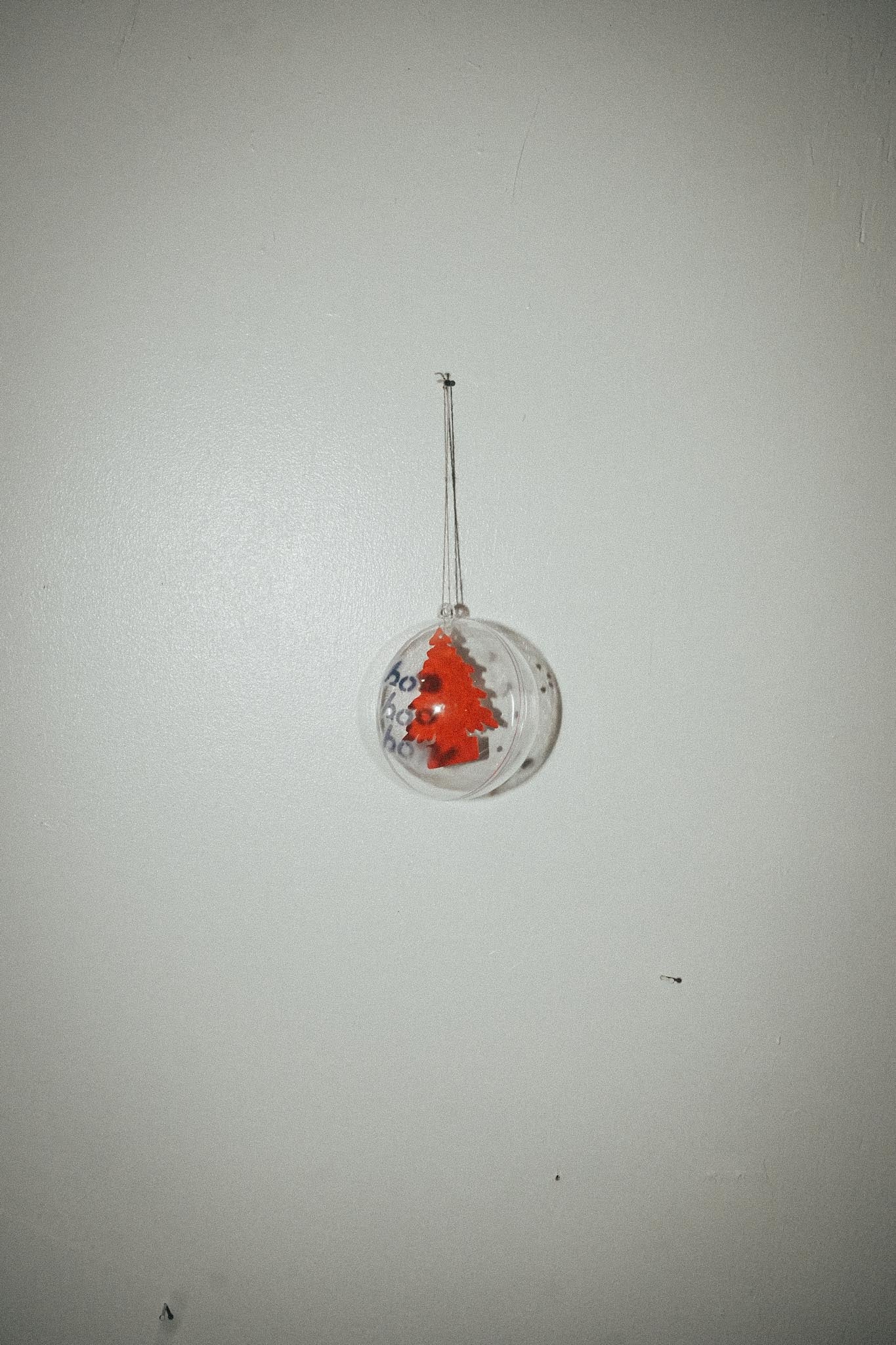 【よしいちひろ】Ornament Tree Red