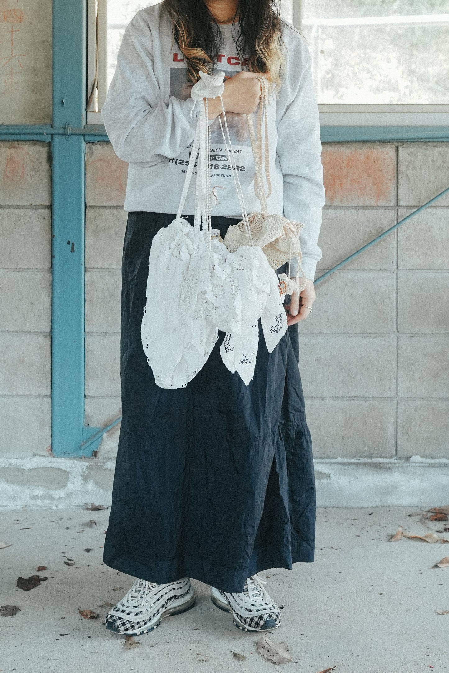 【KÄSI】NO.1 かぎ編みテーブルクロスリメイクBag LL